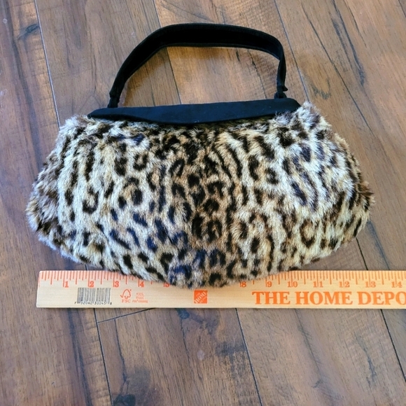 1940's Genuine Leopard and Suede Muff Handbag - Picture 5 of 6